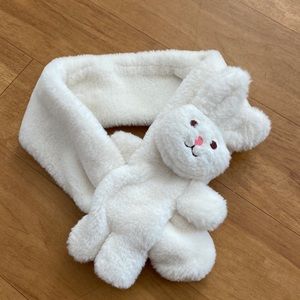 Extra warm fussy rabbit muffler